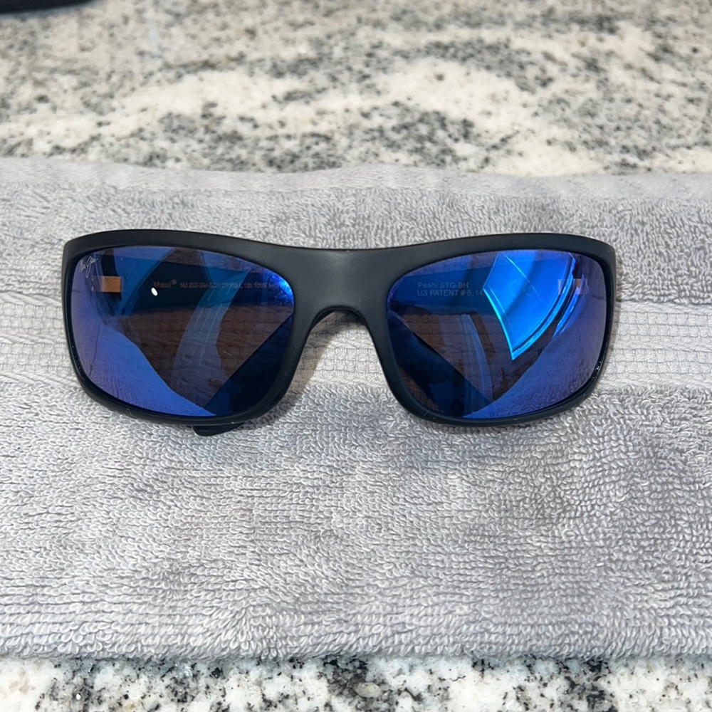 Maui Jim Mens Sunglasses Peahi